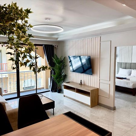Grand Orlov Apart Hotel Patong Exterior foto